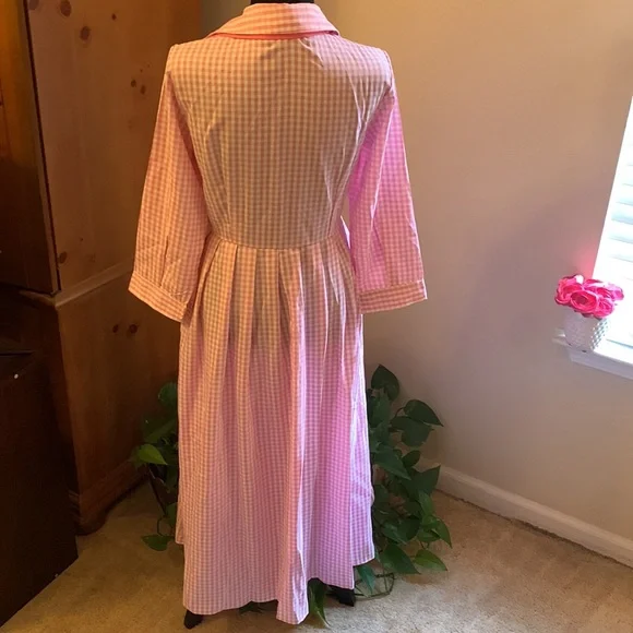 🌹Elegant Maxi Pink & White Long Sleeve Long Shirt Dress with Bow - Picture 4 of 10